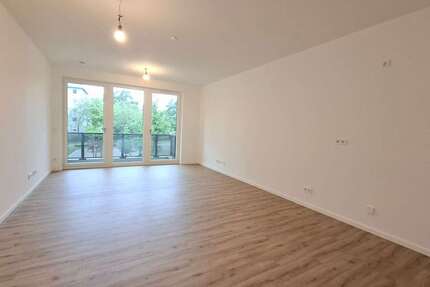 Wohnung Berlin Hellersdorf - 2 Zimmer, 56 m&sup2;, 788&euro; | Angebot:26659771