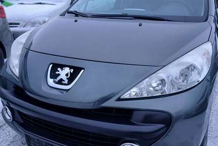 Peugeot 207 140.000 km 1.999 &euro; Berlin 13597