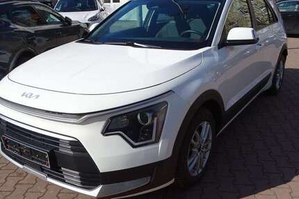 Kia Niro 38.133 km 23.900 &euro; Berlin 12359