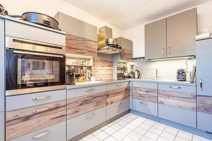 Charmantes Dachgeschoss zum Kauf - Mieter inklusive 2 zimmer