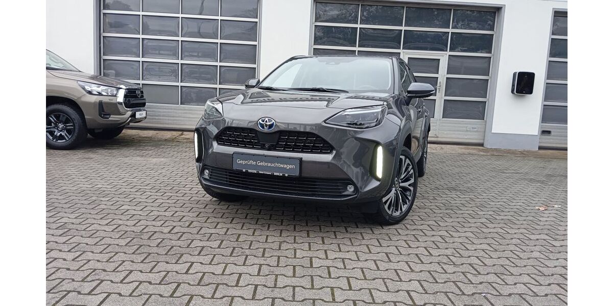 Toyota Yaris Cross 30.512 km 30.990 &euro; Berlin 13403