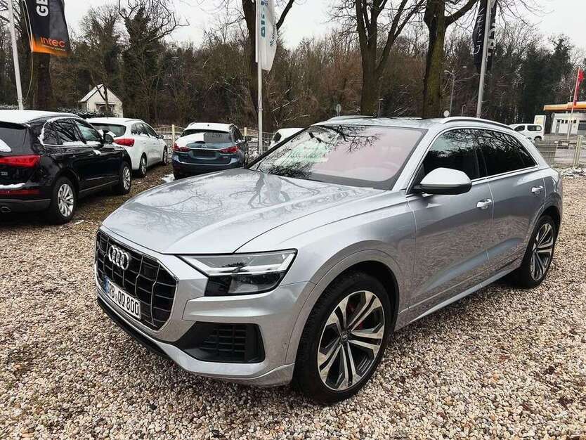 Audi Q8 49.000 km 52.999 € Fredersdorf-Vogelsdorf 15370