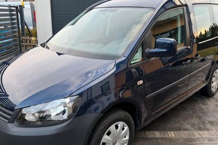 VW Caddy 98.000 km 10.700 &euro; Fredersdorf-Vogelsdorf bei Berlin 15370