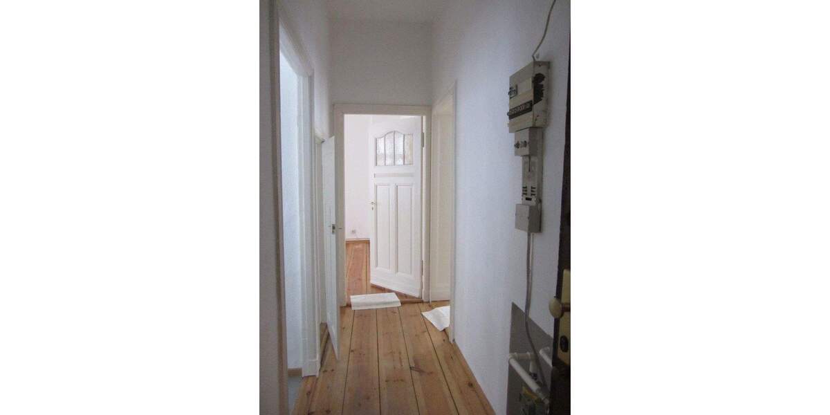 Spacious 2 bedrooom apartment in leafy Pankow district with kitchen and furniture 2 zimmer