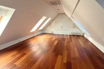 Haus Berlin Reinickendorf - 5 Zimmer, 150 m&sup2;, 2.900&euro; | Angebot:27709639