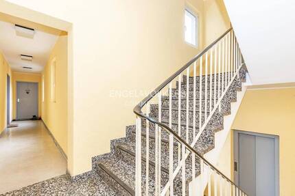 Mehrfamilienhaus nahe der Deutschen Oper zimmer