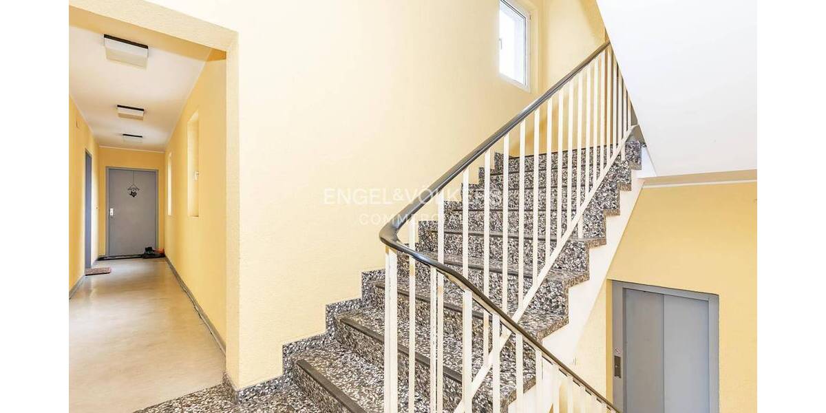 Mehrfamilienhaus nahe der Deutschen Oper zimmer