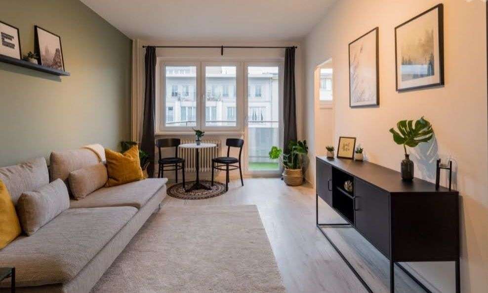 Etagenwohnung Berlin Charlottenburg-Wilmersdorf - 1 Zimmer, 32 m&sup2;, 170.000&euro; | Angebot:26221597