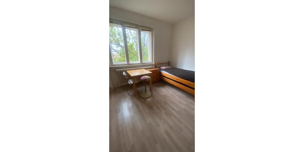 Etagenwohnung Berlin Steglitz-Zehlendorf - 4 Zimmer, 89 m&sup2;, 550.000&euro; | Angebot:26597568