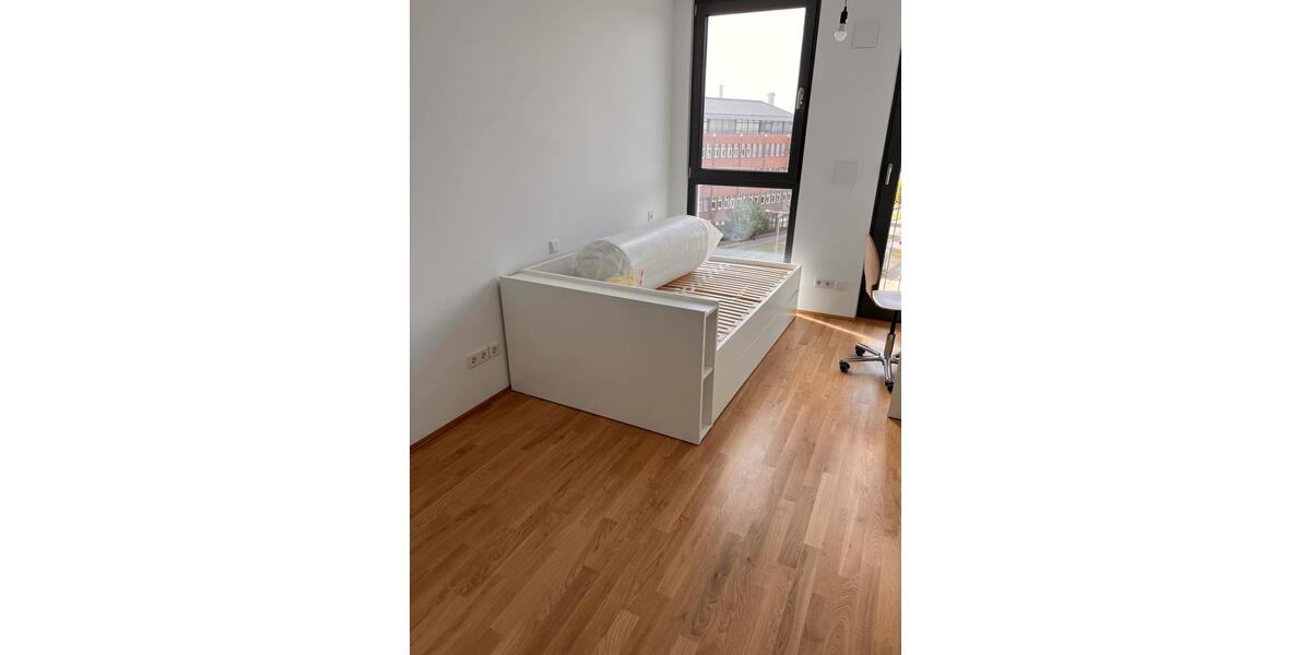Dachgeschoßwohnung Berlin Treptow-Köpenick - 1 Zimmer, 30 m&sup2;, 929&euro; | Angebot:26665248