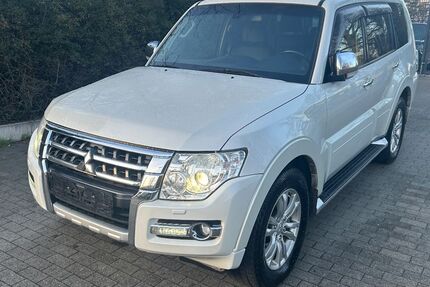 Mitsubishi Pajero 160.000 km 24.999 &euro; Berlin 13581