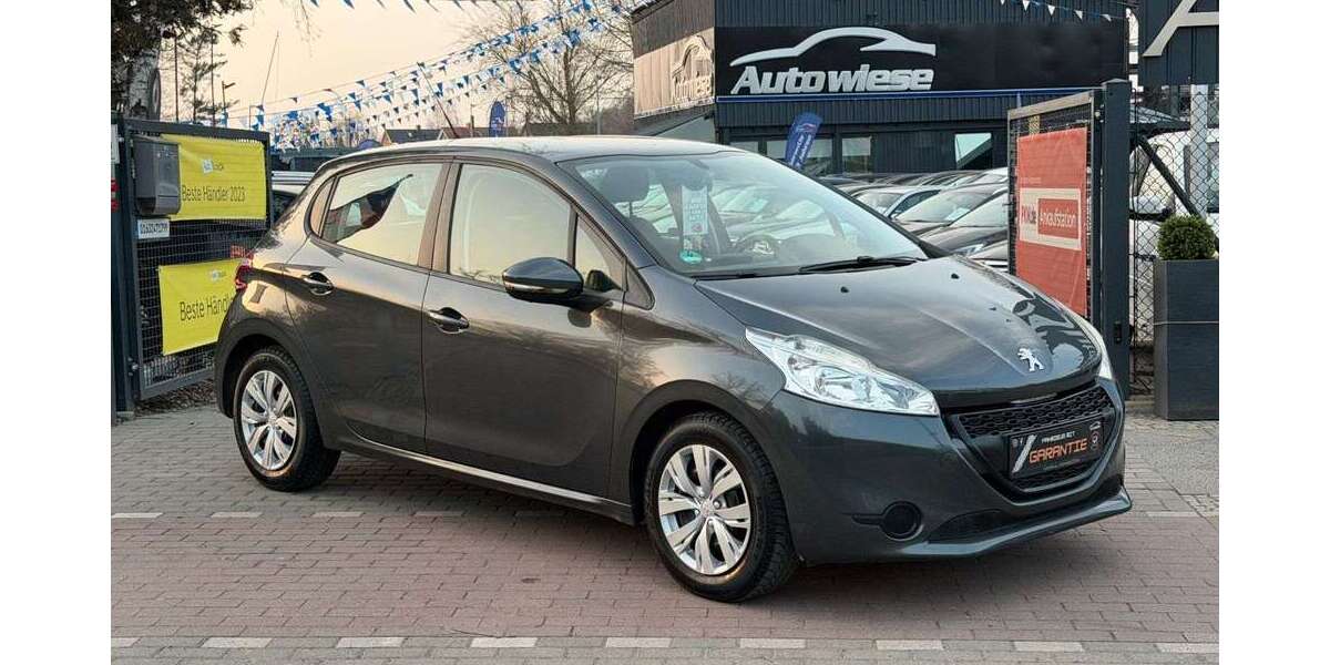 Peugeot 208 115.261 km 5.490 &euro; Berlin 13127