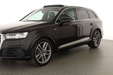 Audi Q7 123.769 km 37.480 &euro; Schönefeld 12529