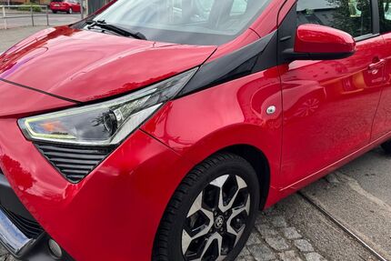 Toyota Aygo (X) 148.000 km 7.690 &euro; Berlin - Tempelhof 12107