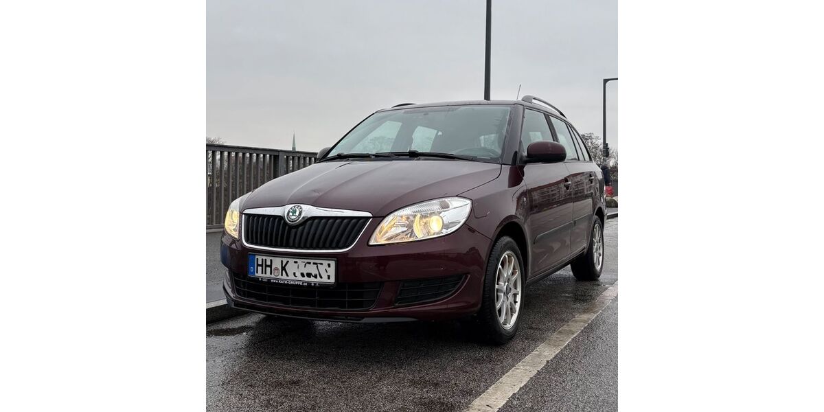 Skoda Fabia 113.000 km 4.300 &euro; Berlin 10823