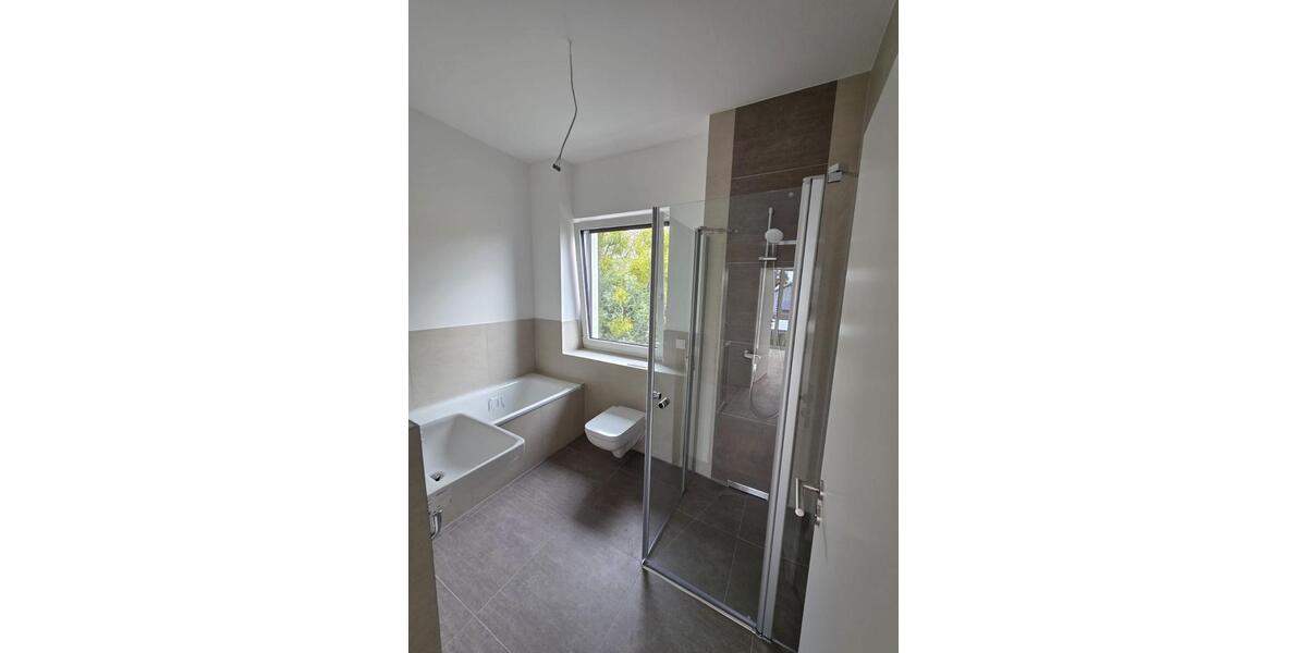 Reihenhaus Falkensee - 4 Zimmer, 109 m&sup2;, 2.200&euro; | Angebot:26600993