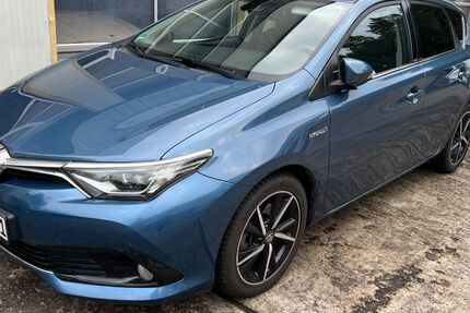Toyota Auris 95.700 km 13.900 € Hönow 15366