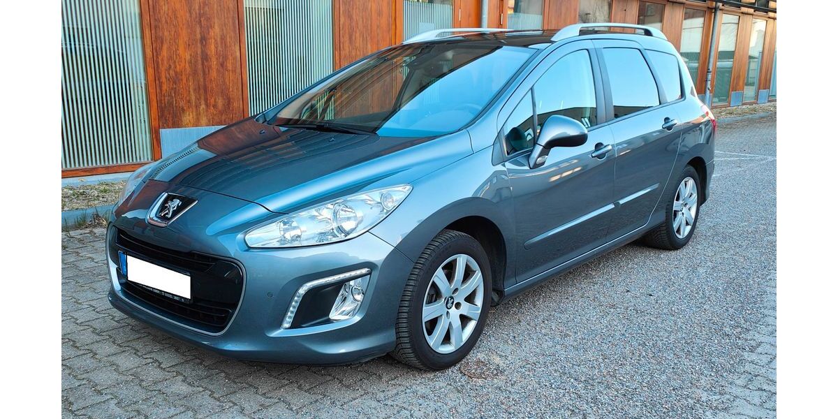 Peugeot 308 124.000 km 4.300 &euro; Berlin 10587