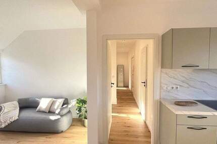 Modernes Wohnen trifft Denkmal-Charme - Einzigartiges Dachgeschoss in bester Lage von Schmargendorf 3 zimmer