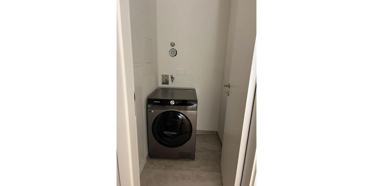 Etagenwohnung Berlin Neukölln - 2 Zimmer, 34 m&sup2;, 1.140&euro; | Angebot:26586442