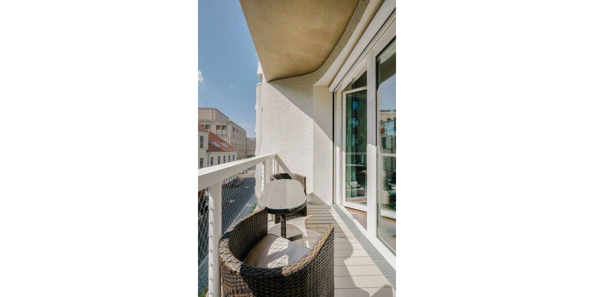 Etagenwohnung Berlin Mitte - 2 Zimmer, 81 m&sup2;, 995.000&euro; | Angebot:26674721