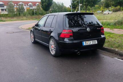 VW Golf 357.000 km 3.899 € Panketal 16341