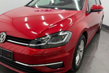 VW Golf 102.000 km 11.990 &euro; Berlin 12099