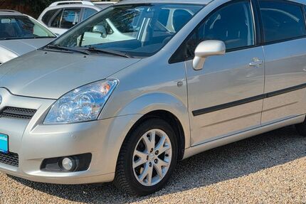 Toyota Corolla Verso 42.357 km 8.999 &euro; Berlin 13589