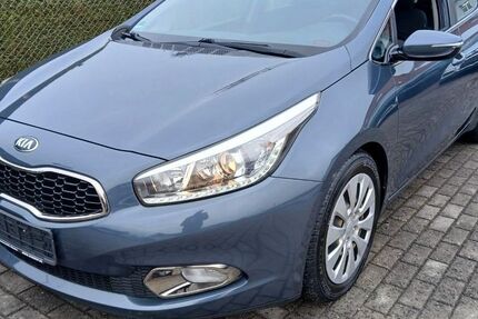 Kia ceed / Ceed 130.000 km 7.999 &euro; Berlin 12351