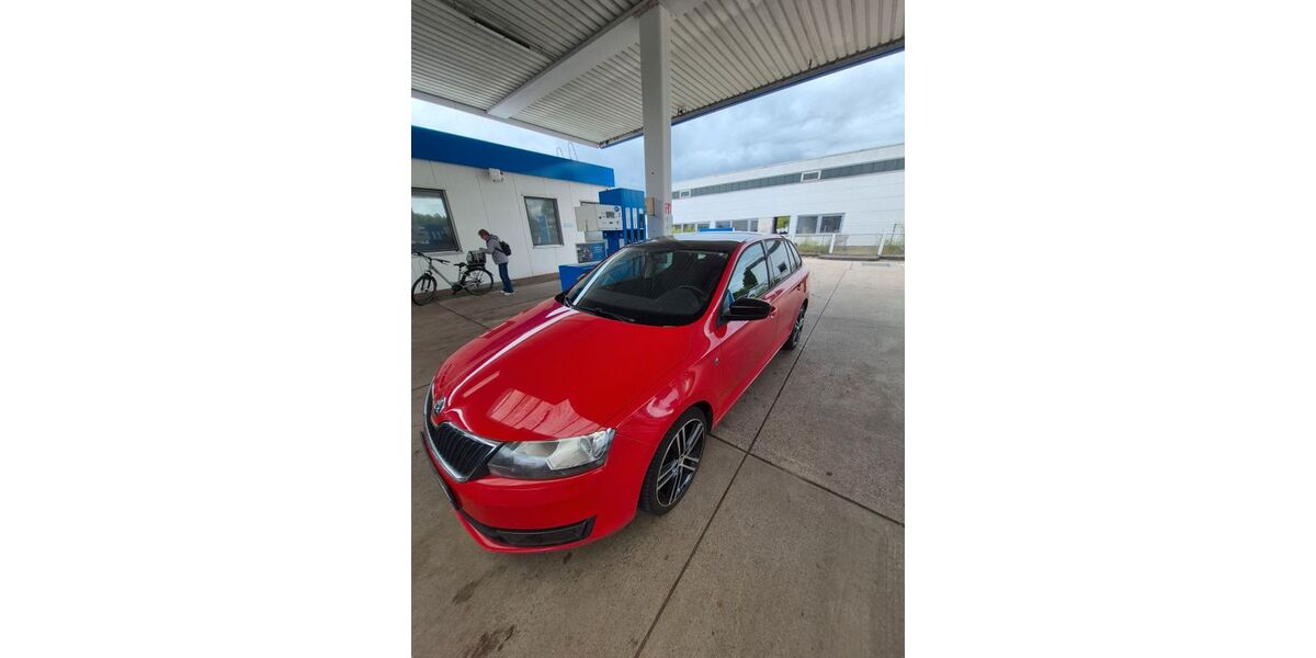 Skoda Rapid 94.000 km 8.800 &euro; Berlin 12555