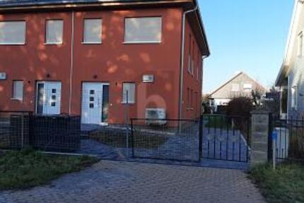 KFW-EFFIZIENZ TRIFFT HIGH-END-DESIGN - Haus Hönow Hönow | Angebot:26952041