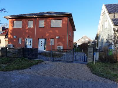 KFW-EFFIZIENZ TRIFFT HIGH-END-DESIGN - Zweifamilienhaus Hönow Hönow | Angebot:26952041