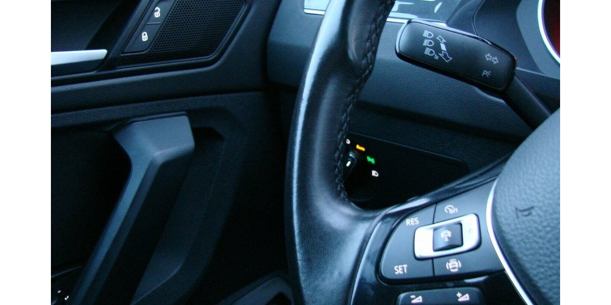 VW Tiguan 2.0TSi Comfortline BMT 4M SHZ ACC LED AHK 69.021 km 25.980 &euro; Falkensee 14612