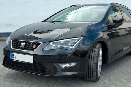 Seat Leon 105.860 km 9.950 &euro; Berlin 13355