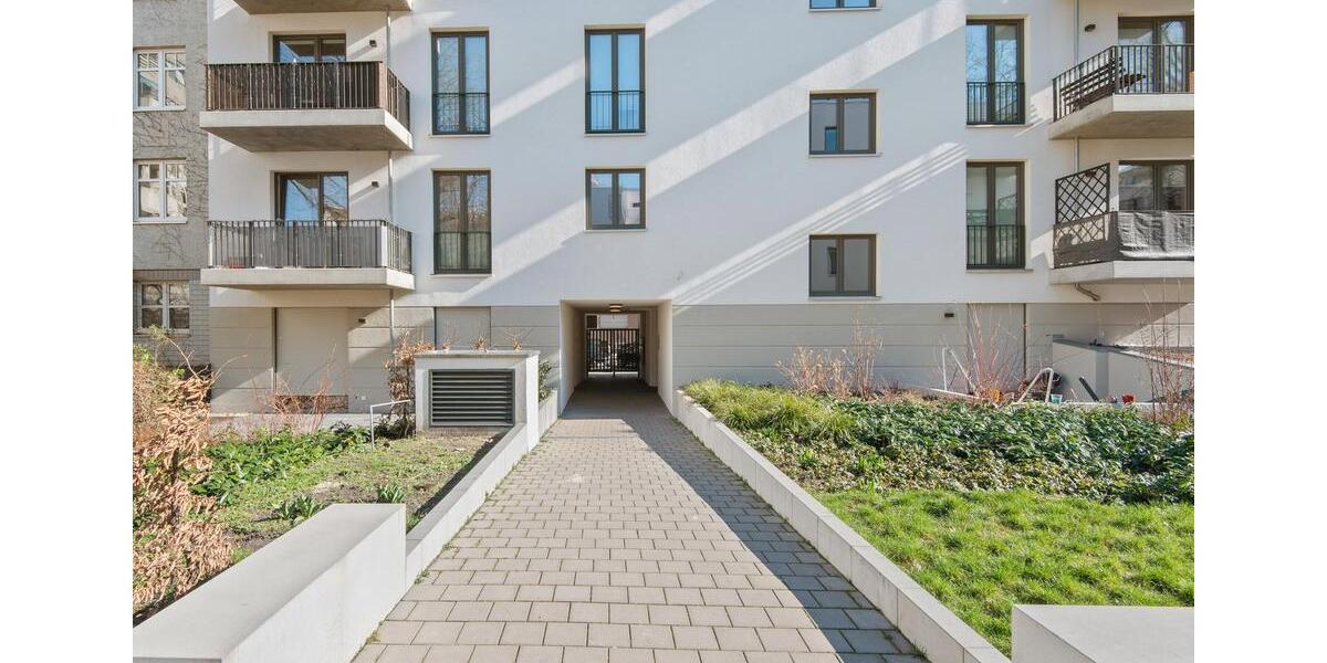 Dachgeschoßwohnung Berlin Charlottenburg-Wilmersdorf - 3 Zimmer, 85 m&sup2;, 1.810&euro; | Angebot:25893356