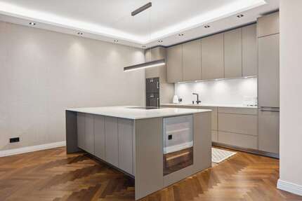 Wohnung Berlin Charlottenburg-Wilmersdorf - 5 Zimmer, 149 m&sup2;, 3.900&euro; | Angebot:27712905