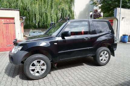 Mitsubishi Pajero 13.200 km 22.950 &euro; Berlin 12105
