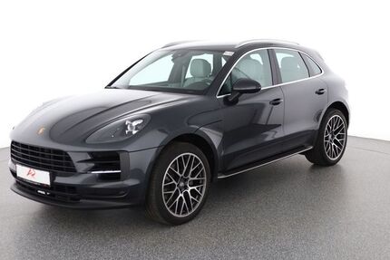 Porsche Macan 74.117 km 52.880 € Berlin 12103