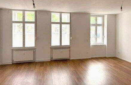 Etagenwohnung Berlin Friedrichshain - 2 Zimmer, 77 m&sup2;, 1.100&euro; | Angebot:26554821