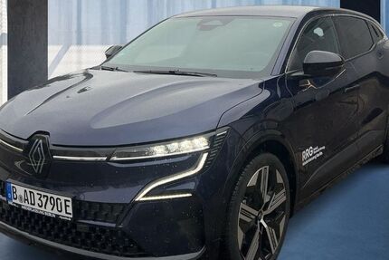 Renault Megane E-TECH 7.500 km 36.990 &euro; Berlin 12099