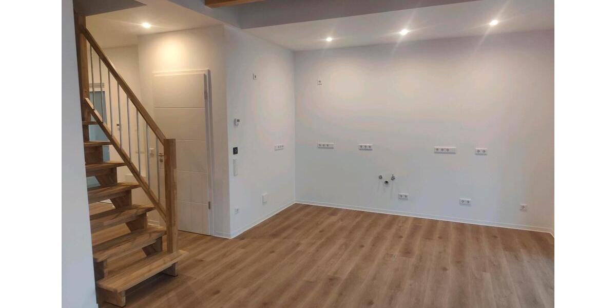 Maisonettenwohnung Neuenhagen bei Berlin - 4 Zimmer, 118 m&sup2;, 1.985&euro; | Angebot:25832303