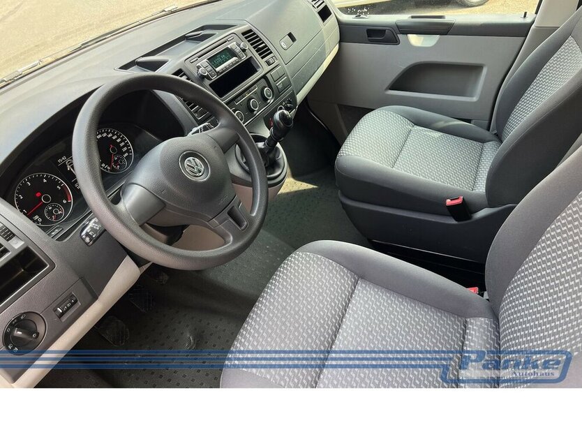 VW T5 Transporter Kombi 1. Hand 8 sitzer 169.000 km 14.990 € Berlin 13187