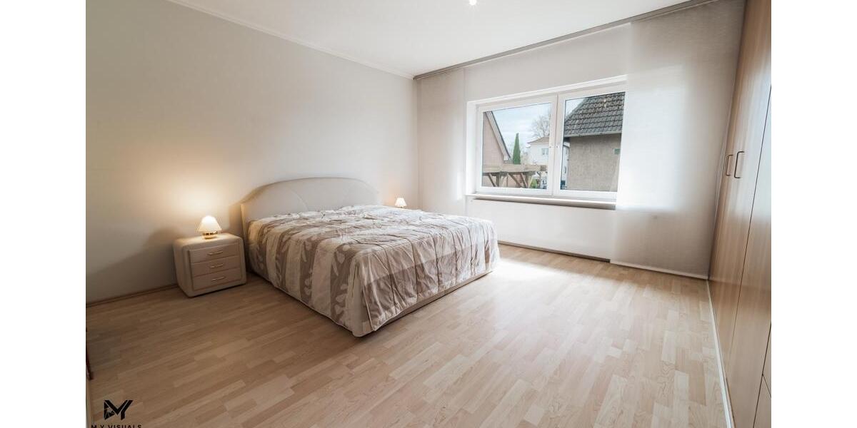 Einfamilienhaus Berlin Reinickendorf - 5 Zimmer, 180 m&sup2;, 2.490&euro; | Angebot:26399449
