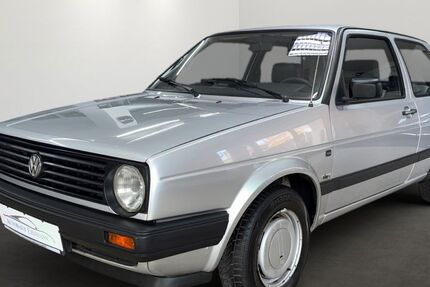 VW Golf 61.720 km 9.999 &euro; Berlin 12351