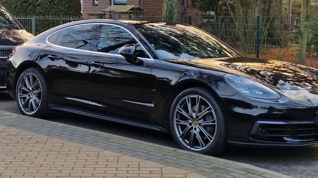 Porsche Panamera 252.754 km 35.700 &euro; Hohen Neuendorf 16540