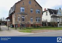 KÄUFERPROVISIONSFREI - Saniertes 3-Familienhaus mit Altbaucharme und Feldblick