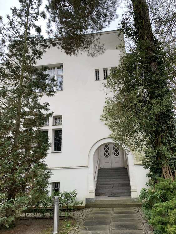 Haus zum Kaufen in Berlin 4.950.000 € 675 m²