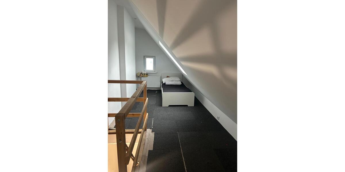 Doppelhaushälfte Berlin Neukölln - 4 Zimmer, 100 m&sup2;, 2.550&euro; | Angebot:26662044