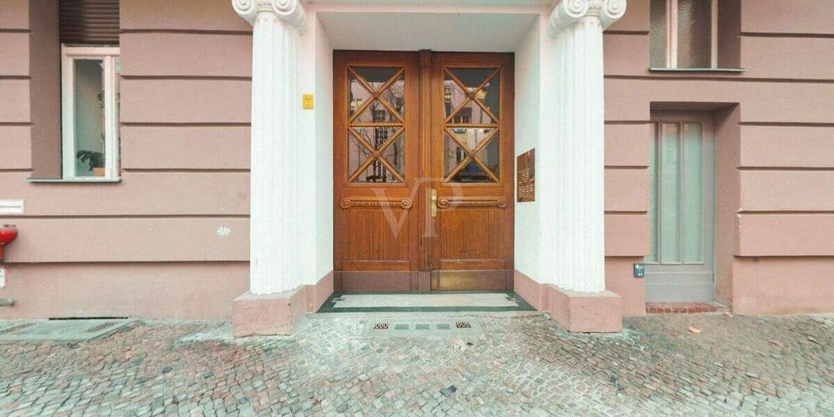 Etagenwohnung Berlin Charlottenburg - 2 Zimmer, 65 m&sup2;, 1.200&euro; | Angebot:24820205