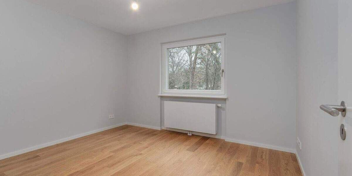 Kernsanierte 3-Zimmerwohnung mit Loggia + TG-Stellplatz in Bestlage Berlin-Wannsee 3 zimmer